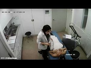 강남 성형외과 진료실 영상 유출 (18)
