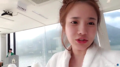 꼭지노출로 15일 정지먹은 아프리카 여캠 korean porn vip